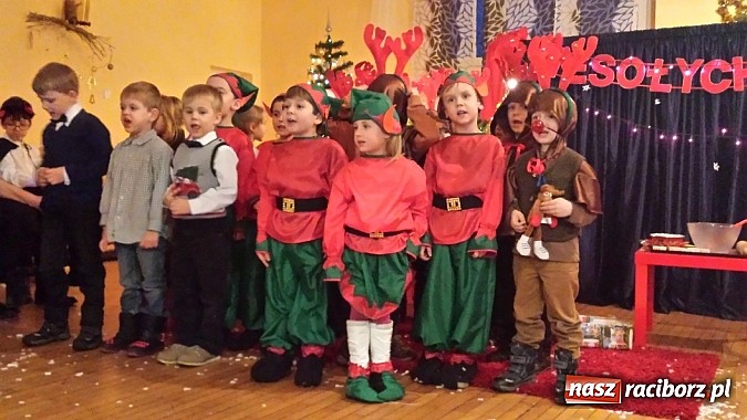 Zdjęcie w galerii na portalu naszraciborz.pl: Dzieci z Nędzy zabrały gości do fabryki św. Mikołaja! wiadomości z regionu