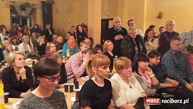 Zdjęcie w galerii na portalu naszraciborz.pl: Dzieci z Nędzy zabrały gości do fabryki św. Mikołaja! wiadomości z regionu