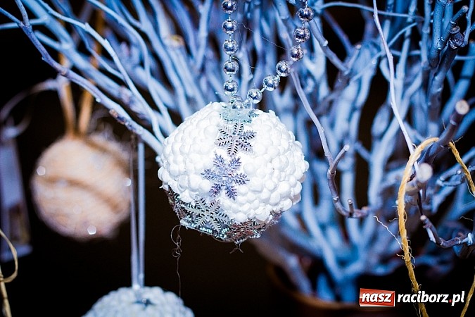 Zdjęcie w galerii na portalu naszraciborz.pl: Jasełka na scenie Młodzieżowego Domu Kultury wiadomości z regionu