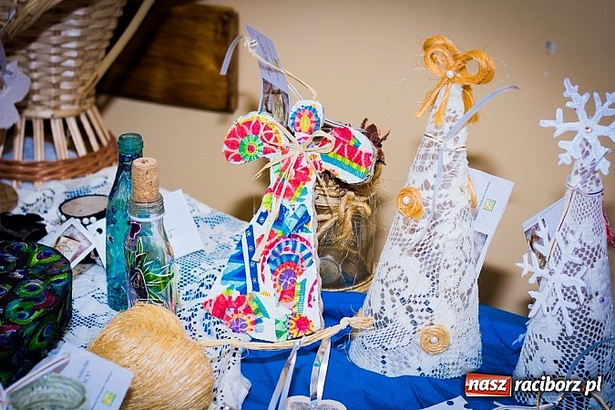 Zdjęcie w galerii na portalu naszraciborz.pl: Jasełka na scenie Młodzieżowego Domu Kultury wiadomości z regionu