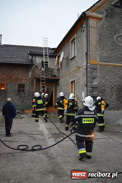 Zdjęcie w galerii na portalu naszraciborz.pl: Pożar poddasza domu w Bieńkowicach wiadomości z regionu