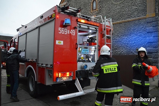 Zdjęcie w galerii na portalu naszraciborz.pl: Pożar poddasza domu w Bieńkowicach wiadomości z regionu