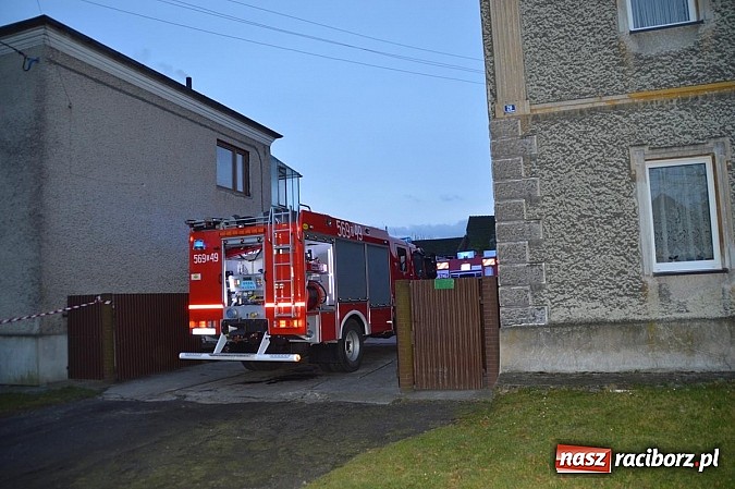 Zdjęcie w galerii na portalu naszraciborz.pl: Pożar poddasza domu w Bieńkowicach wiadomości z regionu