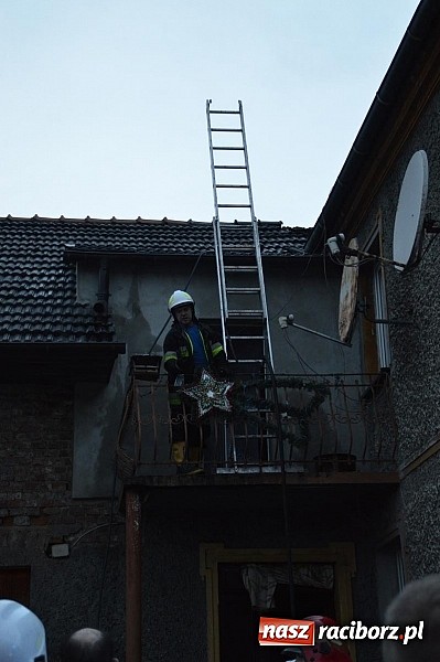Zdjęcie w galerii na portalu naszraciborz.pl: Pożar poddasza domu w Bieńkowicach wiadomości z regionu