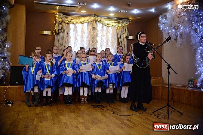 Zdjęcie w galerii na portalu naszraciborz.pl: W krzanowickiej Perle zapachniało świętami wiadomości z regionu