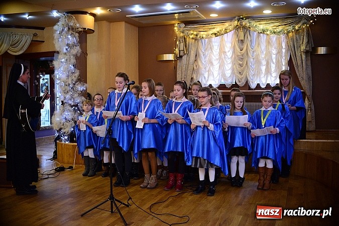 Zdjęcie w galerii na portalu naszraciborz.pl: W krzanowickiej Perle zapachniało świętami wiadomości z regionu