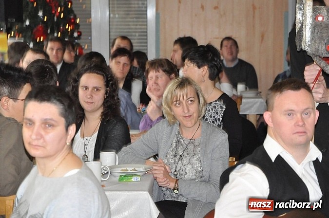 Zdjęcie w galerii na portalu naszraciborz.pl: Wigilijka w Warsztatach Terapii Zajęciowych wiadomości z regionu