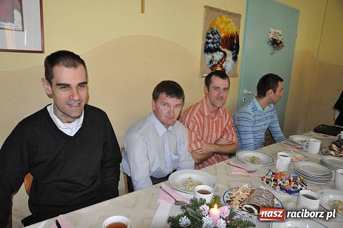 Zdjęcie w galerii na portalu naszraciborz.pl: Wigilijka w Warsztatach Terapii Zajęciowych wiadomości z regionu