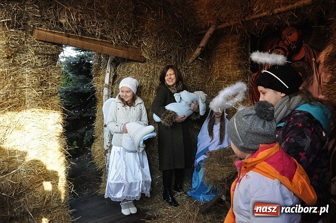 Zdjęcie w galerii na portalu naszraciborz.pl: Brzezie zaprasza do żywej stajenki betlejemskiej wiadomości z regionu