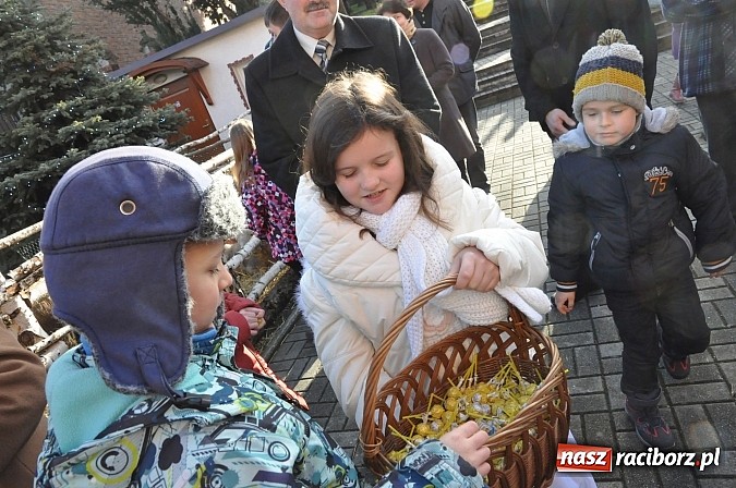 Zdjęcie w galerii na portalu naszraciborz.pl: Brzezie zaprasza do żywej stajenki betlejemskiej wiadomości z regionu