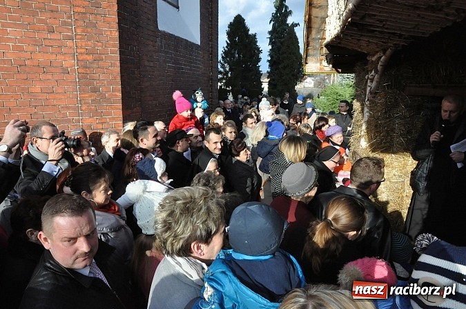 Zdjęcie w galerii na portalu naszraciborz.pl: Brzezie zaprasza do żywej stajenki betlejemskiej wiadomości z regionu