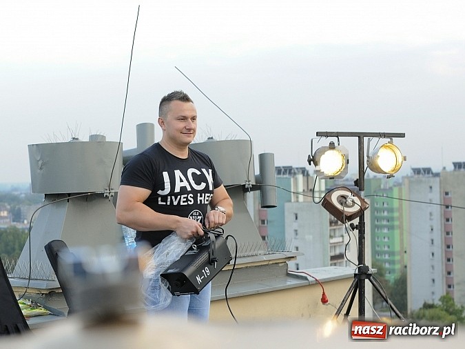 Zdjęcie w galerii na portalu naszraciborz.pl: The trAst i Grawitacja - wigilijna premiera teledysku nowej raciborskiej formacji rockowej wiadomości z regionu