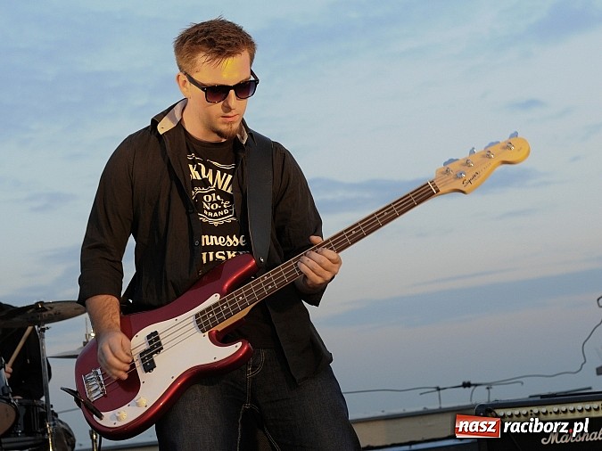 Zdjęcie w galerii na portalu naszraciborz.pl: The trAst i Grawitacja - wigilijna premiera teledysku nowej raciborskiej formacji rockowej wiadomości z regionu