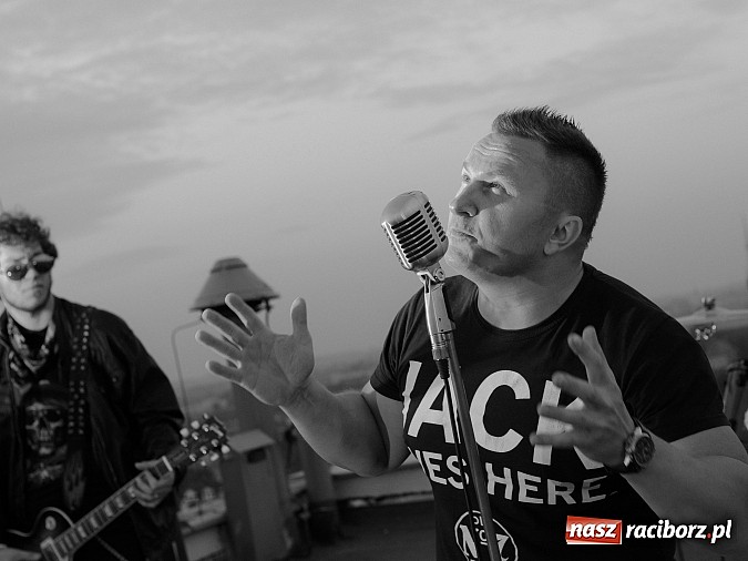 Zdjęcie w galerii na portalu naszraciborz.pl: The trAst i Grawitacja - wigilijna premiera teledysku nowej raciborskiej formacji rockowej wiadomości z regionu