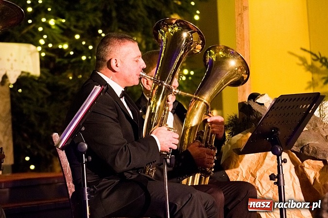 Zdjęcie w galerii na portalu naszraciborz.pl: Koncert świąteczny w wykonaniu Raciborskiej Orkiestry Plania wiadomości z regionu