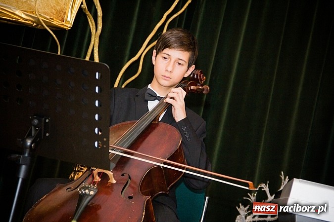 Zdjęcie w galerii na portalu naszraciborz.pl: Koncert bożonarodzeniowy w Łubowicach wiadomości z regionu