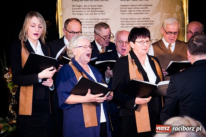 Zdjęcie w galerii na portalu naszraciborz.pl: Koncert bożonarodzeniowy w Łubowicach wiadomości z regionu