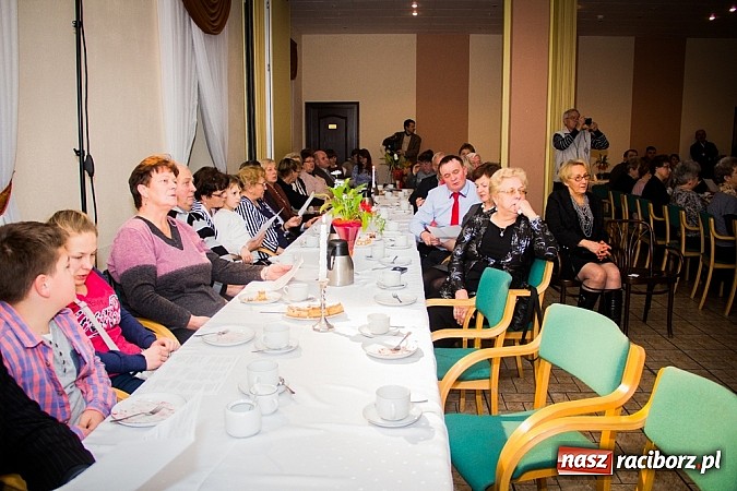 Zdjęcie w galerii na portalu naszraciborz.pl: Koncert bożonarodzeniowy w Łubowicach wiadomości z regionu