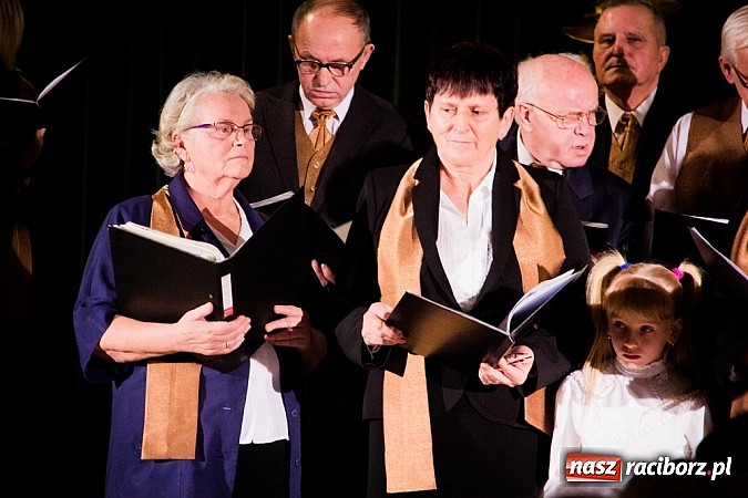 Zdjęcie w galerii na portalu naszraciborz.pl: Koncert bożonarodzeniowy w Łubowicach wiadomości z regionu