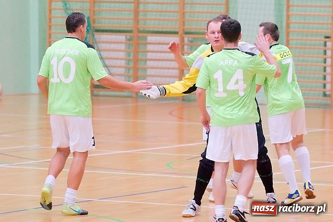 Zdjęcie w galerii na portalu naszraciborz.pl: Nawet gol widmo nie pogrążył AMJ Dach-Mig. Ogromny pech Brygady Argo wiadomości z regionu