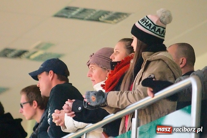 Zdjęcie w galerii na portalu naszraciborz.pl: Nawet gol widmo nie pogrążył AMJ Dach-Mig. Ogromny pech Brygady Argo wiadomości z regionu