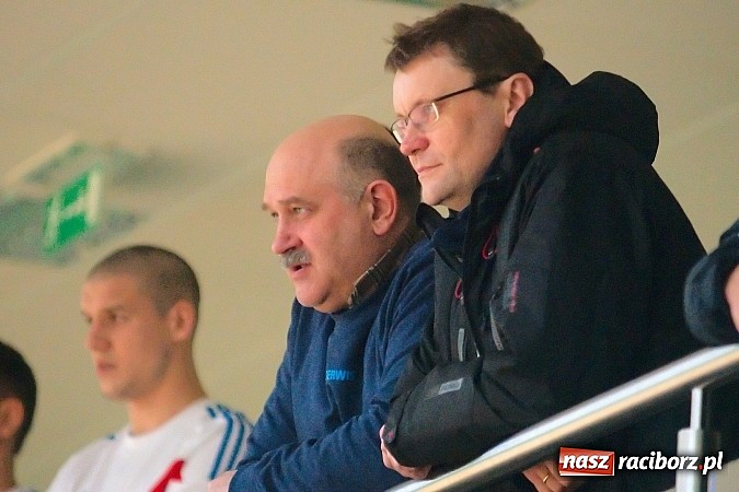 Zdjęcie w galerii na portalu naszraciborz.pl: Nawet gol widmo nie pogrążył AMJ Dach-Mig. Ogromny pech Brygady Argo wiadomości z regionu