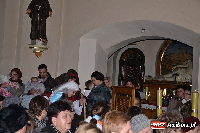 Zdjęcie w galerii na portalu naszraciborz.pl: Krzyżanowice. Przyjmijcie miłość Bożej Dzieciny  wiadomości z regionu