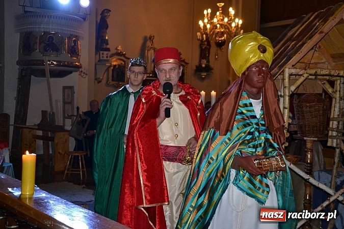 Zdjęcie w galerii na portalu naszraciborz.pl: Krzyżanowice. Przyjmijcie miłość Bożej Dzieciny  wiadomości z regionu