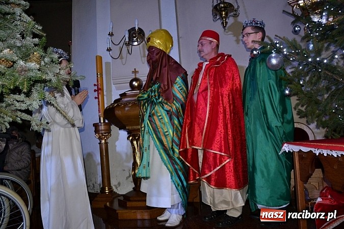 Zdjęcie w galerii na portalu naszraciborz.pl: Krzyżanowice. Przyjmijcie miłość Bożej Dzieciny  wiadomości z regionu