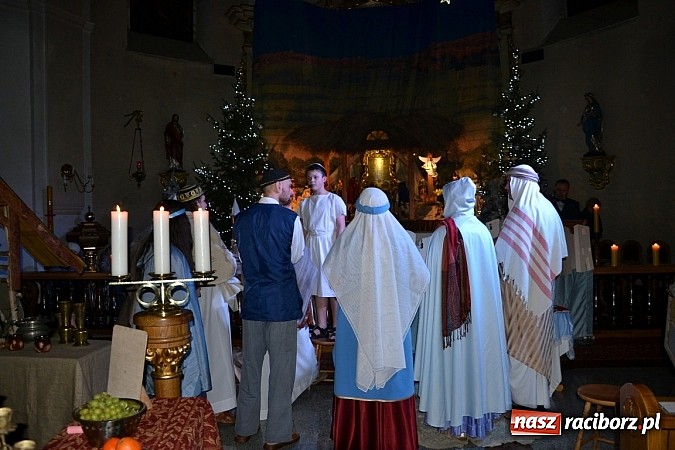 Zdjęcie w galerii na portalu naszraciborz.pl: Krzyżanowice. Przyjmijcie miłość Bożej Dzieciny  wiadomości z regionu