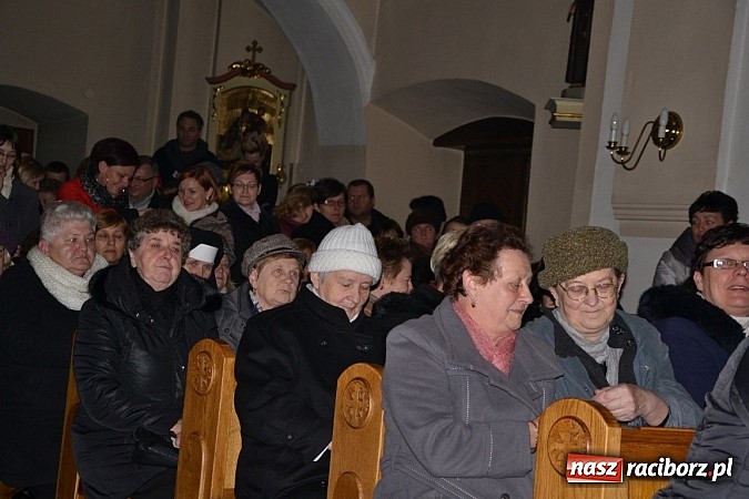 Zdjęcie w galerii na portalu naszraciborz.pl: Krzyżanowice. Przyjmijcie miłość Bożej Dzieciny  wiadomości z regionu