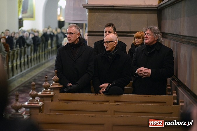 Zdjęcie w galerii na portalu naszraciborz.pl: Racibórz pożegnał śp. Michała Szepelawego, rektora Państwowej Wyższej Szkoły Zawodowej wiadomości z regionu