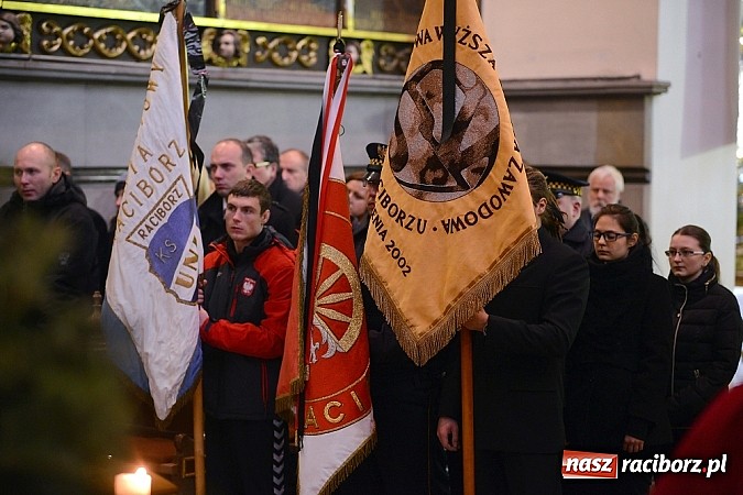 Zdjęcie w galerii na portalu naszraciborz.pl: Racibórz pożegnał śp. Michała Szepelawego, rektora Państwowej Wyższej Szkoły Zawodowej wiadomości z regionu