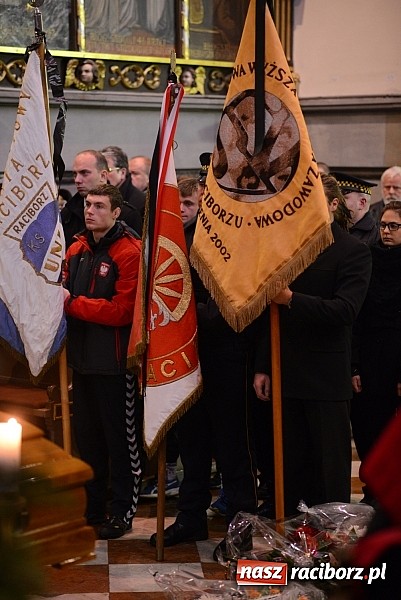 Zdjęcie w galerii na portalu naszraciborz.pl: Racibórz pożegnał śp. Michała Szepelawego, rektora Państwowej Wyższej Szkoły Zawodowej wiadomości z regionu