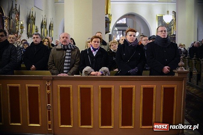 Zdjęcie w galerii na portalu naszraciborz.pl: Racibórz pożegnał śp. Michała Szepelawego, rektora Państwowej Wyższej Szkoły Zawodowej wiadomości z regionu