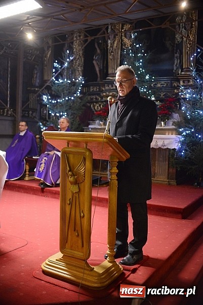 Zdjęcie w galerii na portalu naszraciborz.pl: Racibórz pożegnał śp. Michała Szepelawego, rektora Państwowej Wyższej Szkoły Zawodowej wiadomości z regionu
