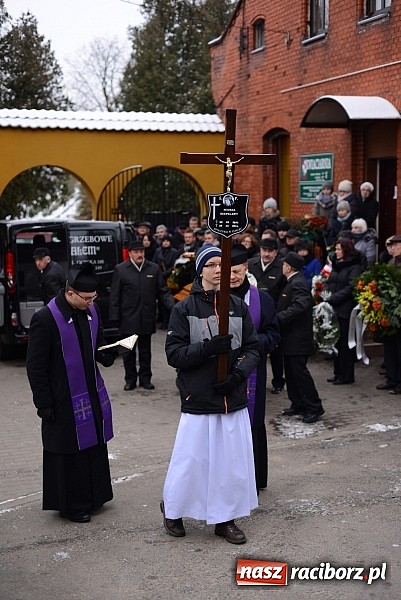 Zdjęcie w galerii na portalu naszraciborz.pl: Racibórz pożegnał śp. Michała Szepelawego, rektora Państwowej Wyższej Szkoły Zawodowej wiadomości z regionu
