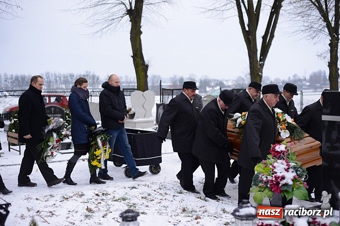 Zdjęcie w galerii na portalu naszraciborz.pl: Racibórz pożegnał śp. Michała Szepelawego, rektora Państwowej Wyższej Szkoły Zawodowej wiadomości z regionu