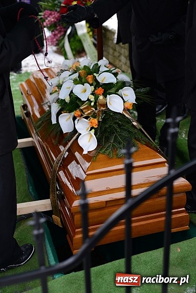 Zdjęcie w galerii na portalu naszraciborz.pl: Racibórz pożegnał śp. Michała Szepelawego, rektora Państwowej Wyższej Szkoły Zawodowej wiadomości z regionu