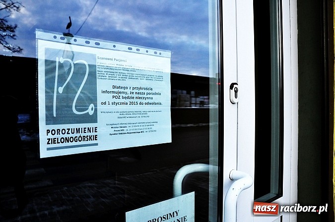 Zdjęcie w galerii na portalu naszraciborz.pl: Zamknięte drzwi przychodni w Raciborzu, Krzanowicach i Kuźni Raciborskiej wiadomości z regionu