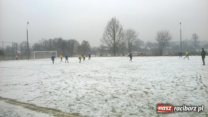 Zdjęcie w galerii na portalu naszraciborz.pl: Noworoczny pojedynek na śniegu w Rudzie Kozielskiej  wiadomości z regionu