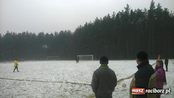 Zdjęcie w galerii na portalu naszraciborz.pl: Noworoczny pojedynek na śniegu w Rudzie Kozielskiej  wiadomości z regionu