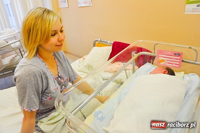 Zdjęcie w galerii na portalu naszraciborz.pl: W Nowy Rok w raciborskim szpitalu na świat przyszły dwie dziewczynki - Lidia i Dorota wiadomości z regionu