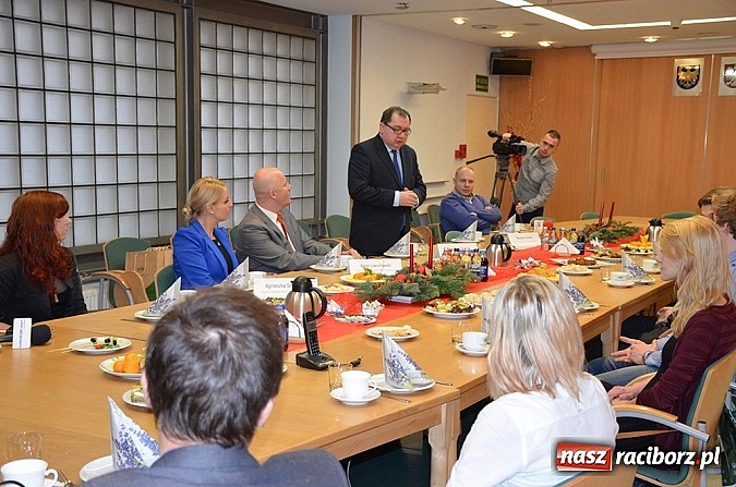 Zdjęcie w galerii na portalu naszraciborz.pl: Laureaci konkursu EkoInstalacja 2014 nagrodzeni  wiadomości z regionu