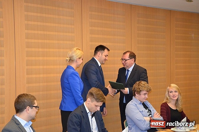 Zdjęcie w galerii na portalu naszraciborz.pl: Laureaci konkursu EkoInstalacja 2014 nagrodzeni  wiadomości z regionu