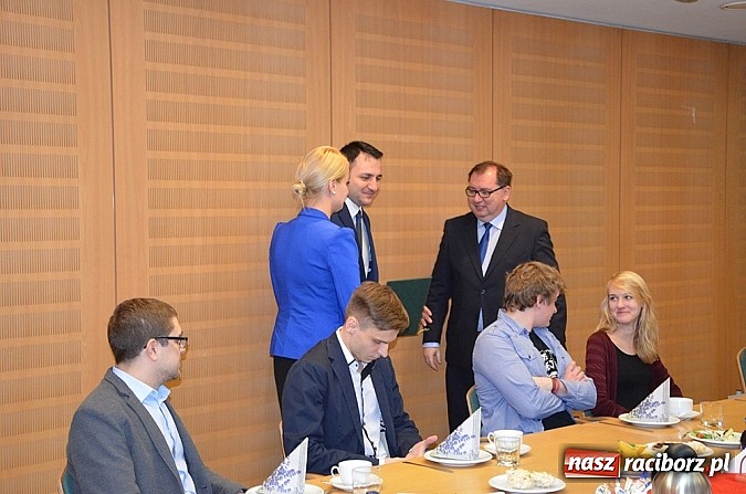Zdjęcie w galerii na portalu naszraciborz.pl: Laureaci konkursu EkoInstalacja 2014 nagrodzeni  wiadomości z regionu
