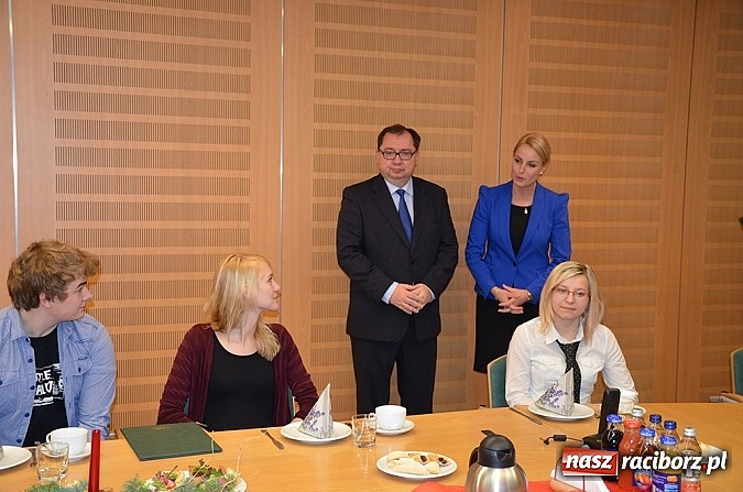 Zdjęcie w galerii na portalu naszraciborz.pl: Laureaci konkursu EkoInstalacja 2014 nagrodzeni  wiadomości z regionu