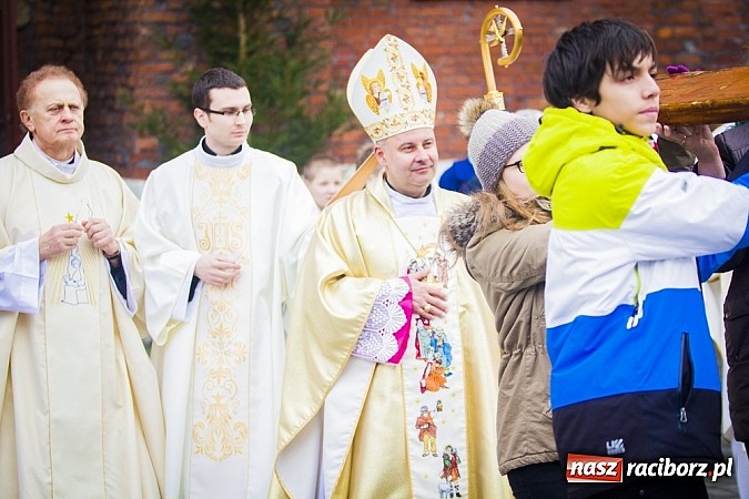 Zdjęcie w galerii na portalu naszraciborz.pl: Peregrynacja znaków Światowych Dni Młodzieży wiadomości z regionu