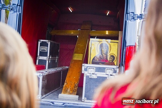 Zdjęcie w galerii na portalu naszraciborz.pl: Peregrynacja znaków Światowych Dni Młodzieży wiadomości z regionu