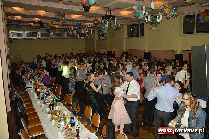 Zdjęcie w galerii na portalu naszraciborz.pl: Huczna strażacka zabawa OSP Pietraszyn wiadomości z regionu